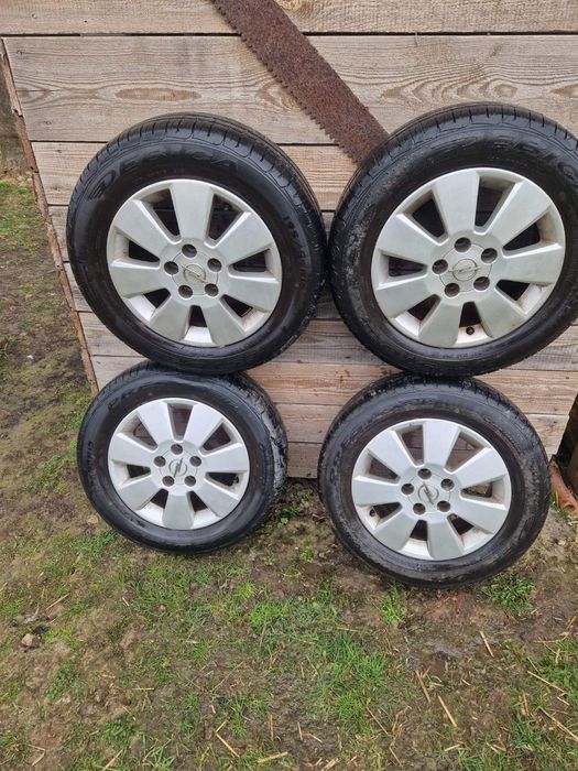 Zestaw Alufelgi z oponami letnimi bieżnikiem ok. 6,7mm