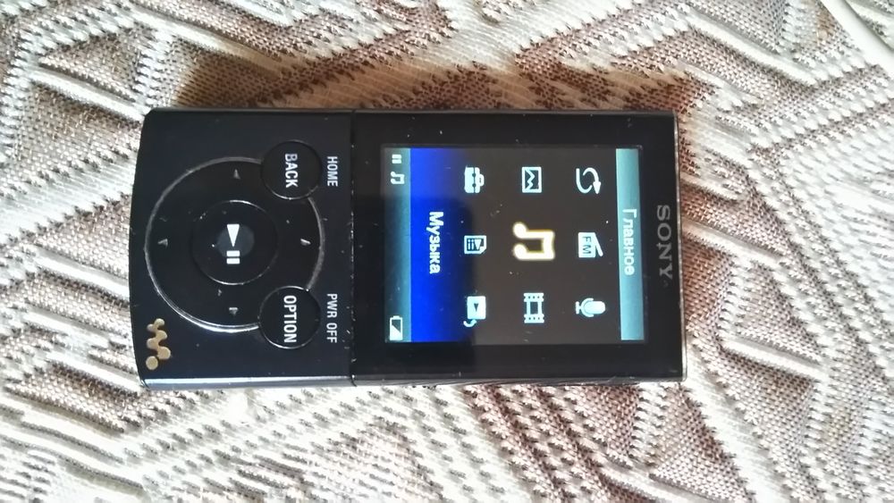 Плеер Sony nwz на 8 и 16гб, колонки активные