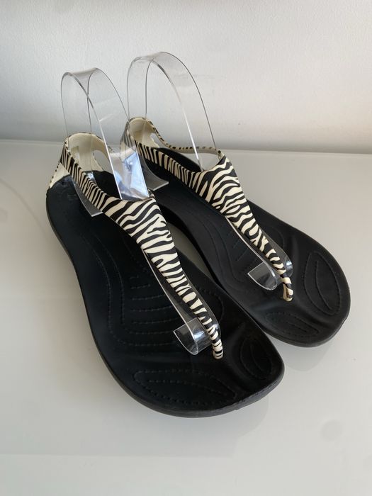 Sandały japonki Crocs Sexi Flip Zebra r. 38/39 W8