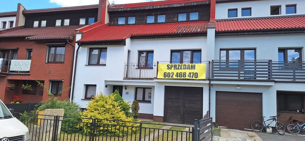 Dom jednorodzinny szeregowy