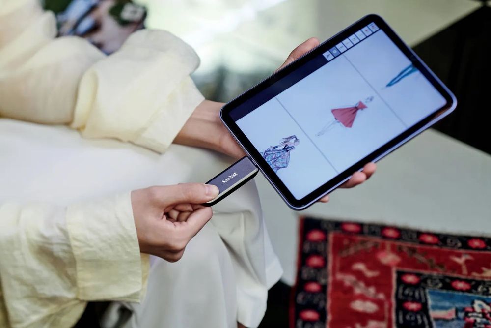 ‼️ SanDisk 2TB Extreme PRO Flash Drive with USB-C ‼️