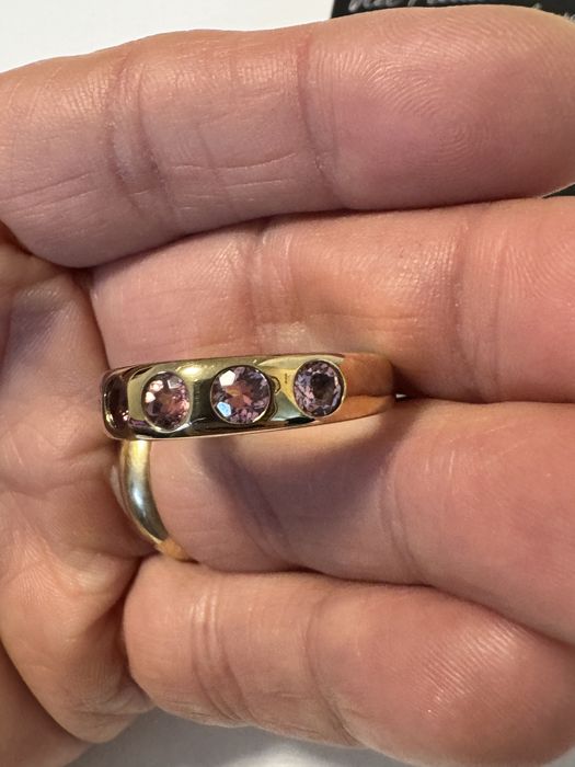 Nowy złoty  pierścionek 375 z 5 różowymi turmalinami 1.25ct 19mm