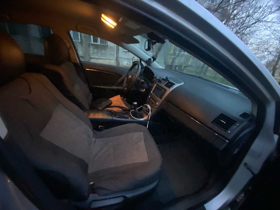 Продам Тойота Авенсис Т27 2010 г D4D 2.0 дизель