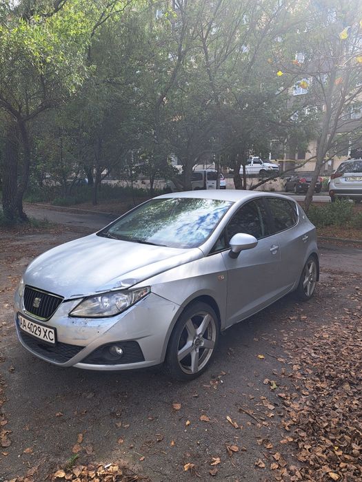 Продам seat Ibiza 2010 р. 1.6. 105 к.с. в хорошій комплектації