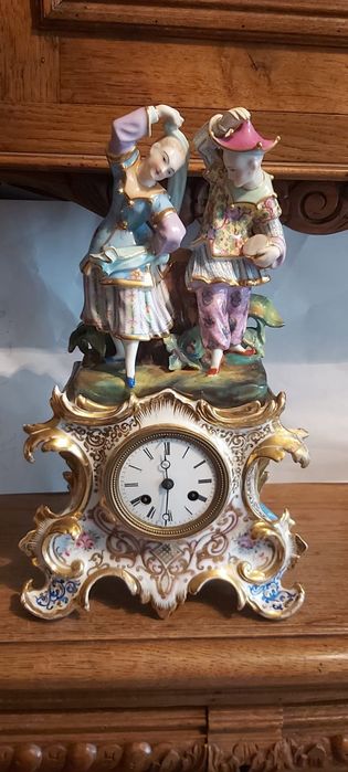 Stary XlX wiek ,zegar kominkowy,  porcelana.