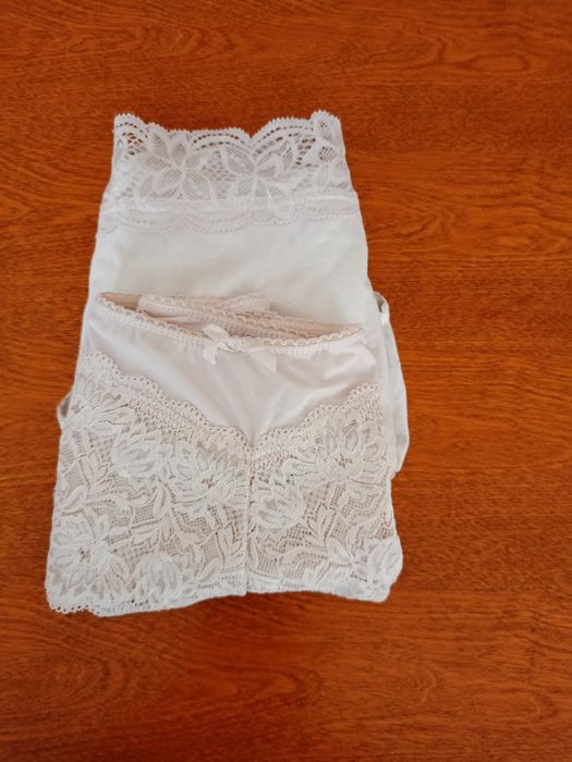 Majtki damskie 2sztuki.
