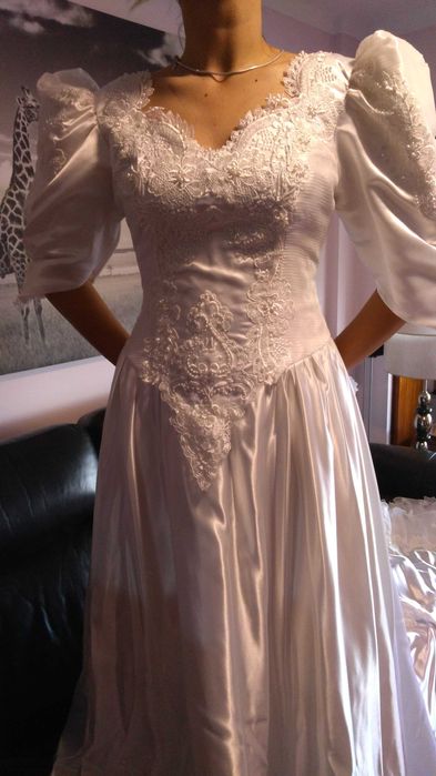 Vestido de Noiva com Pérolas