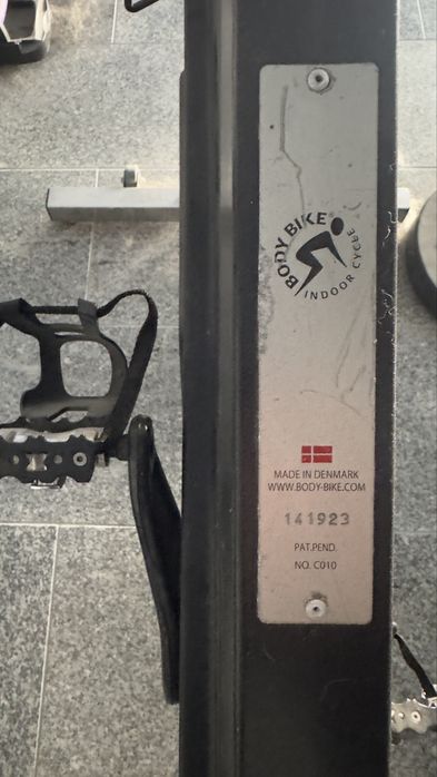 Bicicleta profissional de ginásio