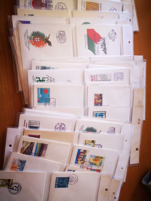 116 Envelopes com selos de 1º Dia de Circulação