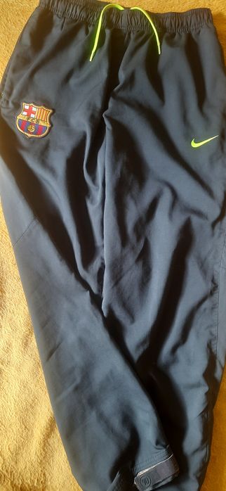 Спортивні штани Nike