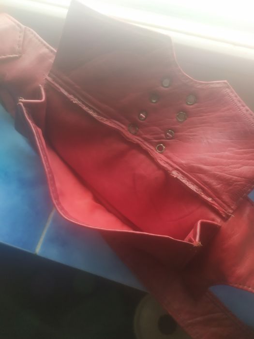 Сумочка жіноча,Шкіра . Через плече