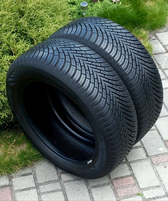 205/55 R16 VREDESTEIN Всесезон Пара 22й рік 6,5мм Резина Гума 205 55 16 Шини
Дві шин