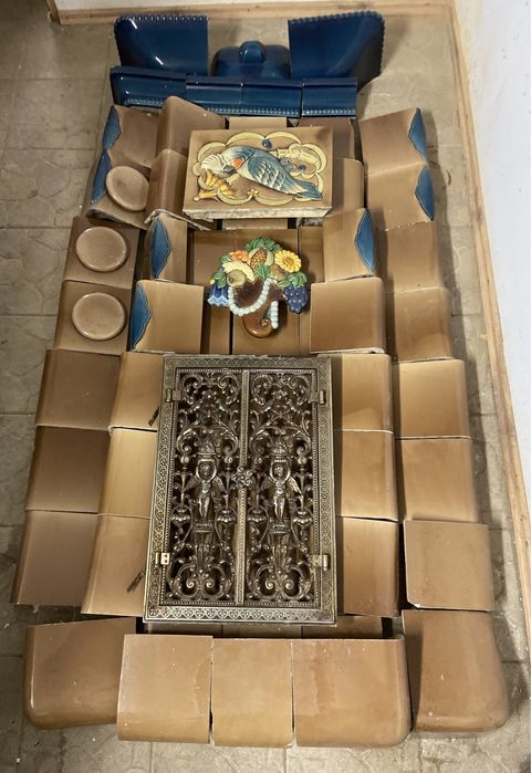 Piec Kaflowy zabytkowy sygnowany Miśnia