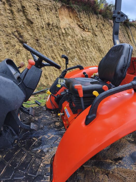 Trator kioti nx5010 semi-novo