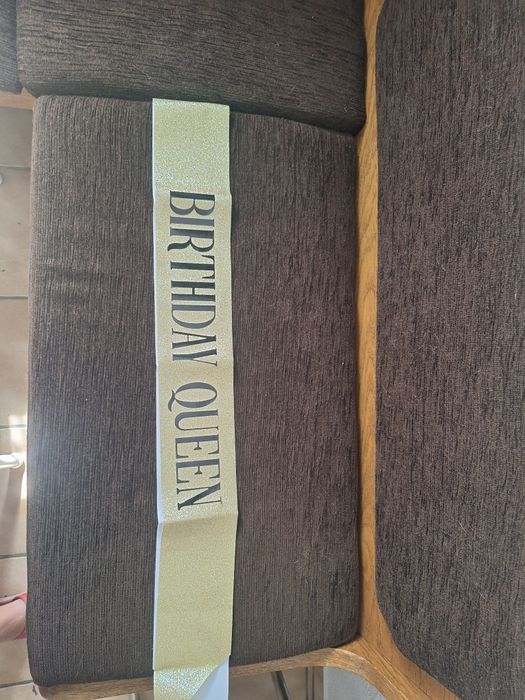 Diadem tiara na głowę