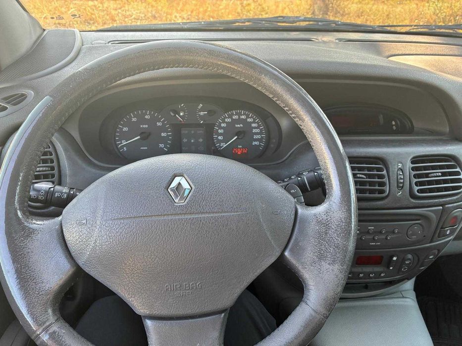 Renault Mégane Scénic 1.4 16V RT