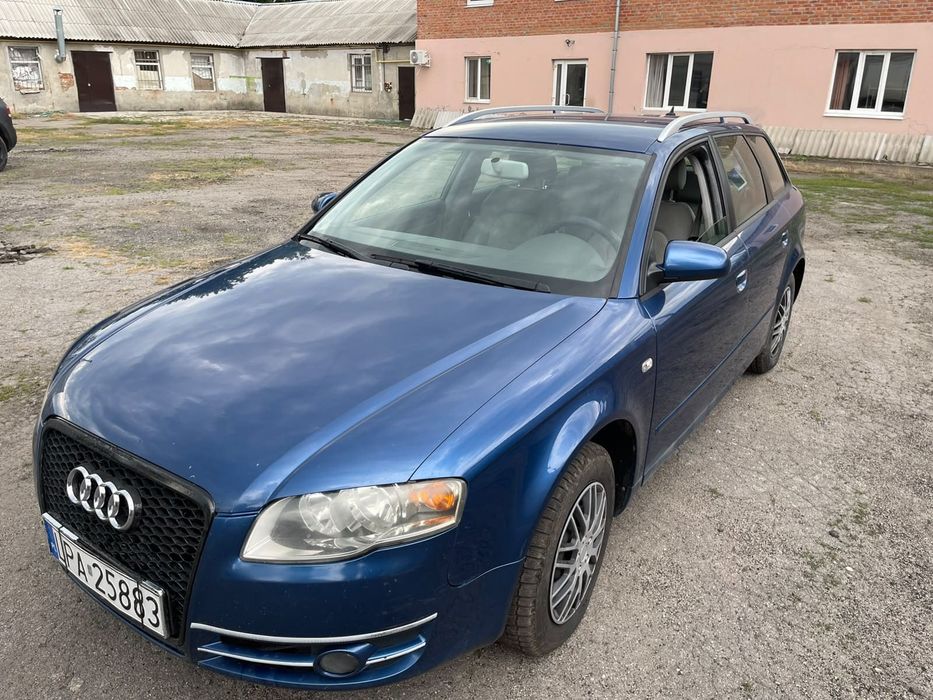 Audi A4 2006рік 2л дизель механіка ,гарний універсал