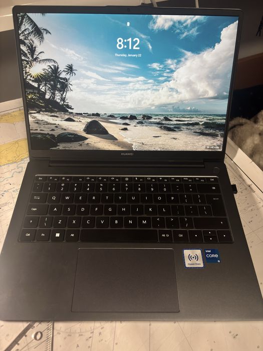 Laptop Huawei Matebook D14