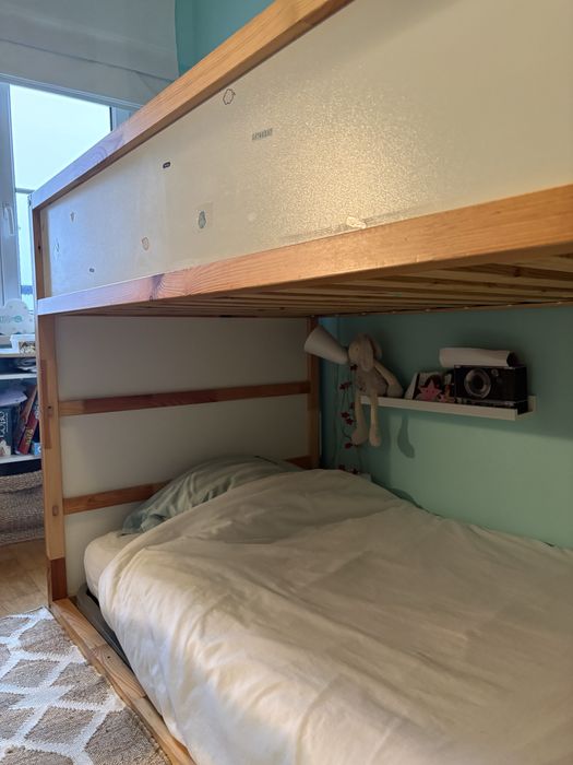 Cama reversivel Kura