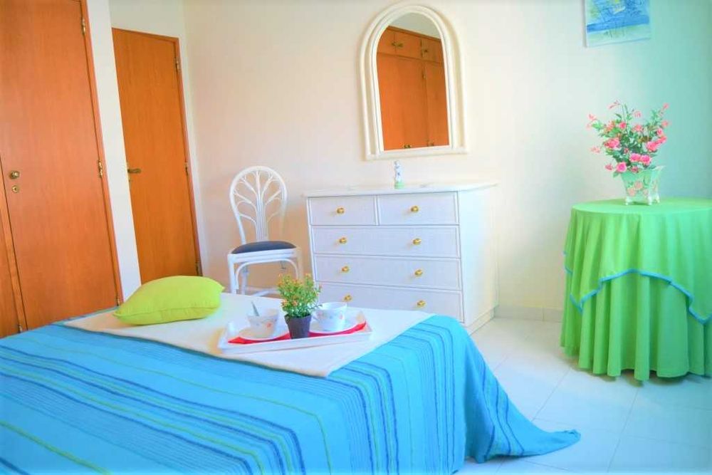 Armação de Pera T1+1 internet e garagem