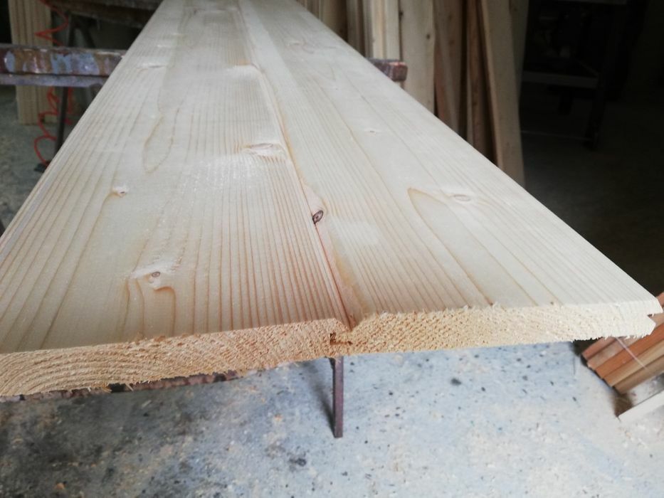 Boazeria,kantówka,deska elewacyjna,deska tarasowa