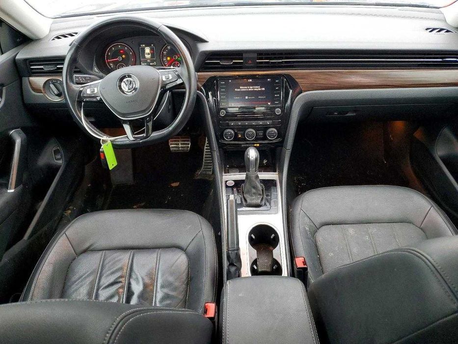 Volkswagen Passat 2020 .