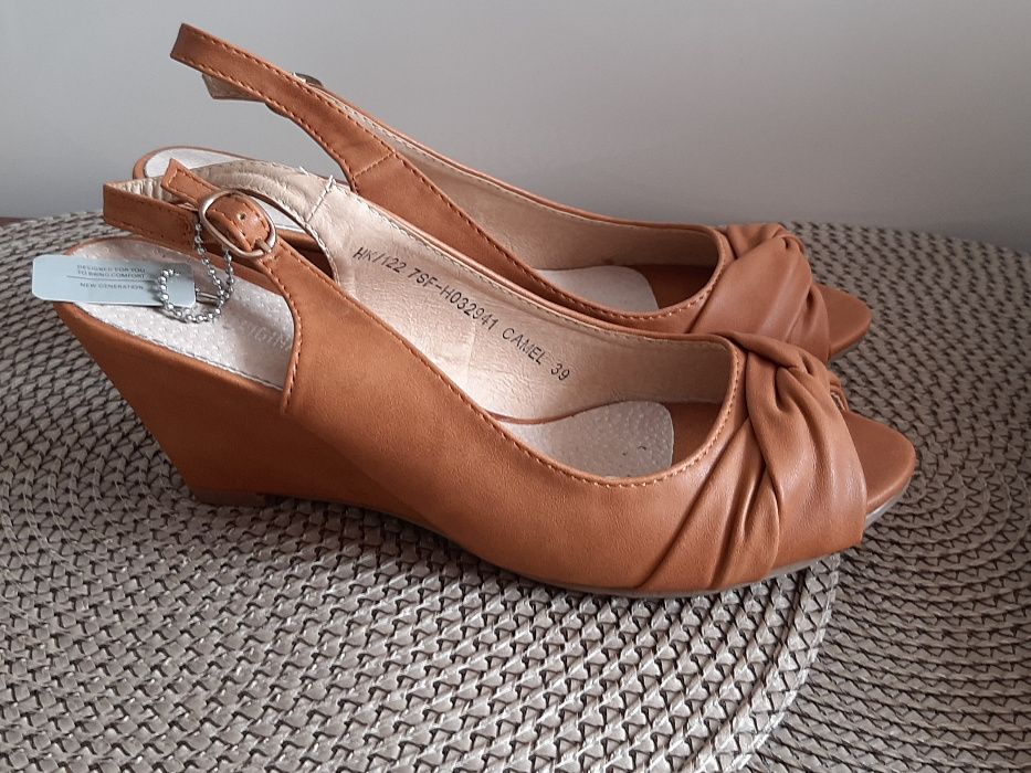 Buty 2 pary skórzane Butik nowe