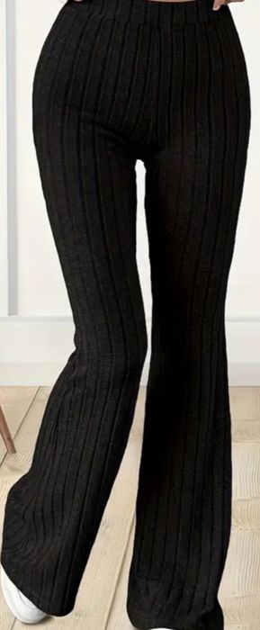 Czarne spodnie ,polar  prążkowany XL.