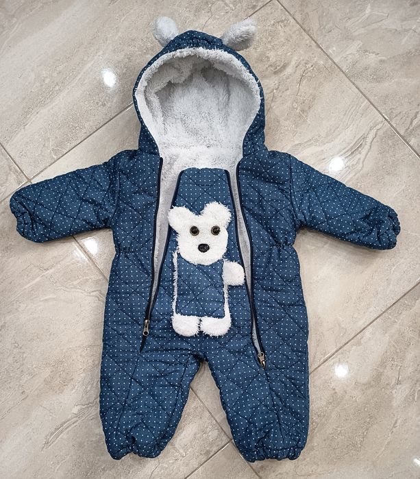 Zimowy kombinezon dziecięcy