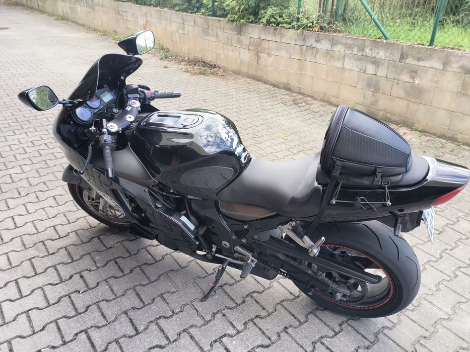 Zx12R (Hayabusa Killer)