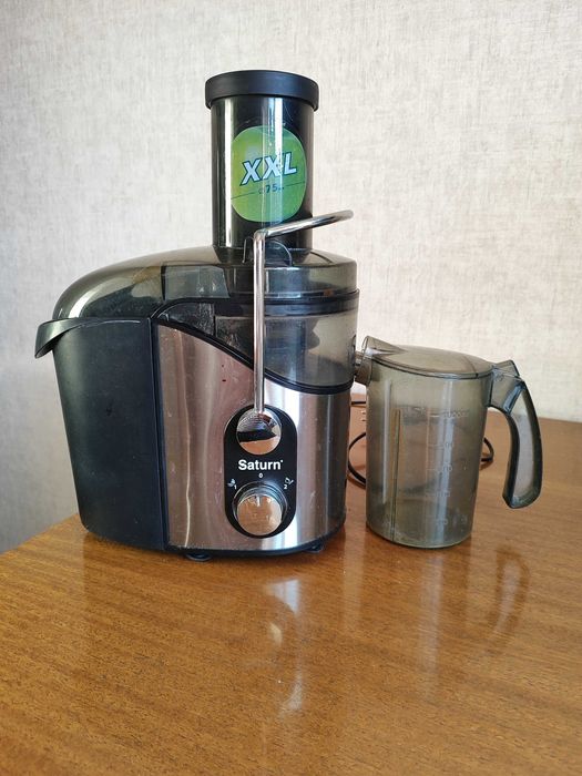 Соковыжималка SATURN ST-FP 8084, б/у
