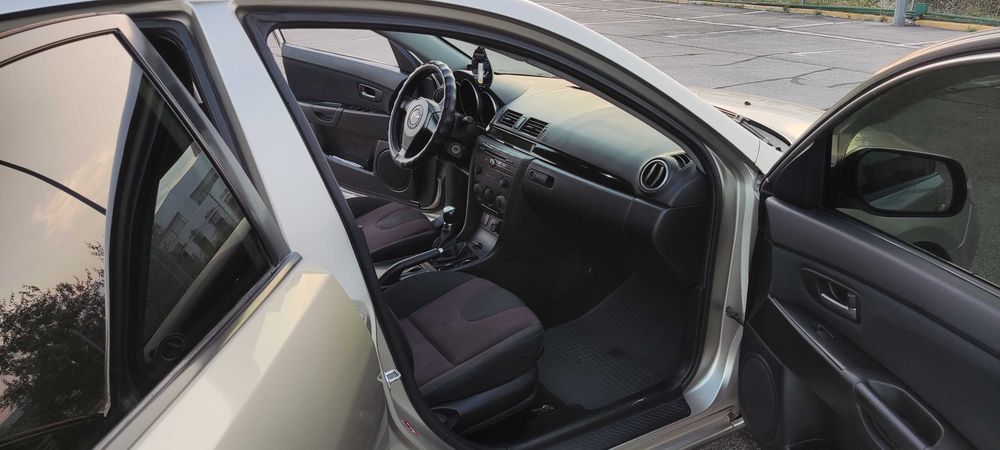 Продам Mazda 3 bk