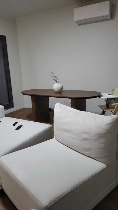 Mesa de Jantar nogueira