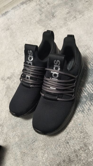 Кросівки ADIDAS нові