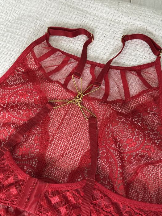 Мереживний комплект від Jasmine