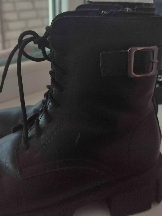 Черевики 38 розмір б/в