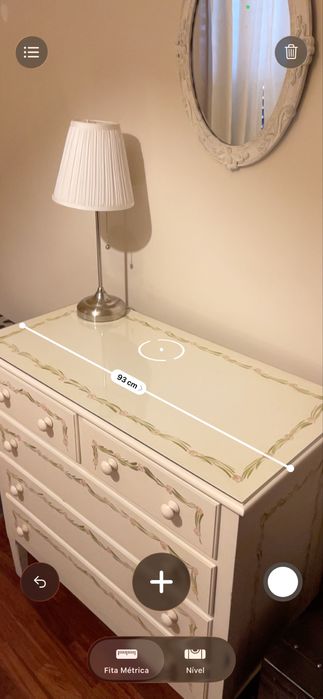 Movel com gavetas de quarto (Conjunto: Cadeira, Cama e Movel)