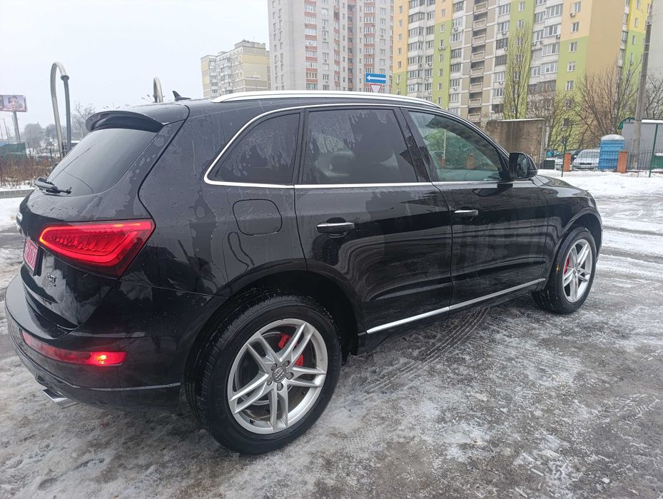 Продам Audi Q5 2016