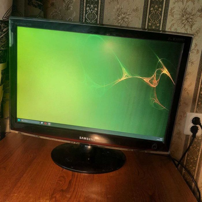 Монітор Samsung SyncMaster T220 22” — є 2 шт