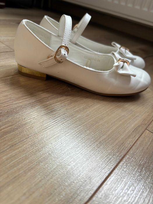 Alba na dziewczynkę 140cm, buty i bolerko