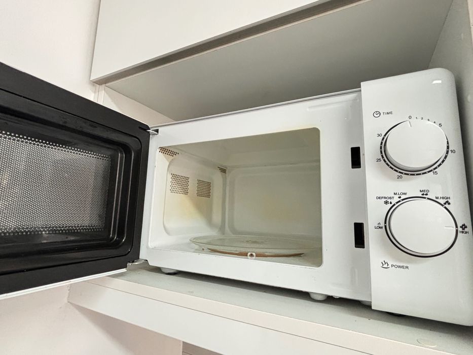 Micro ondas bom estado KUBO