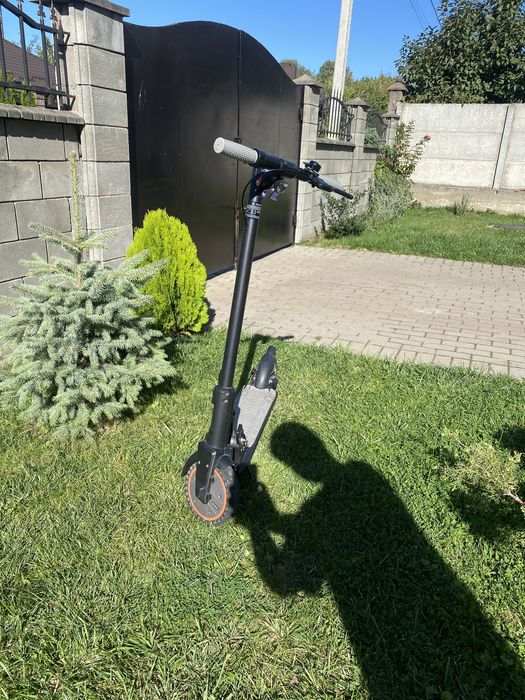 Електросамокат 5TH WHEEL Electric Scooter M2