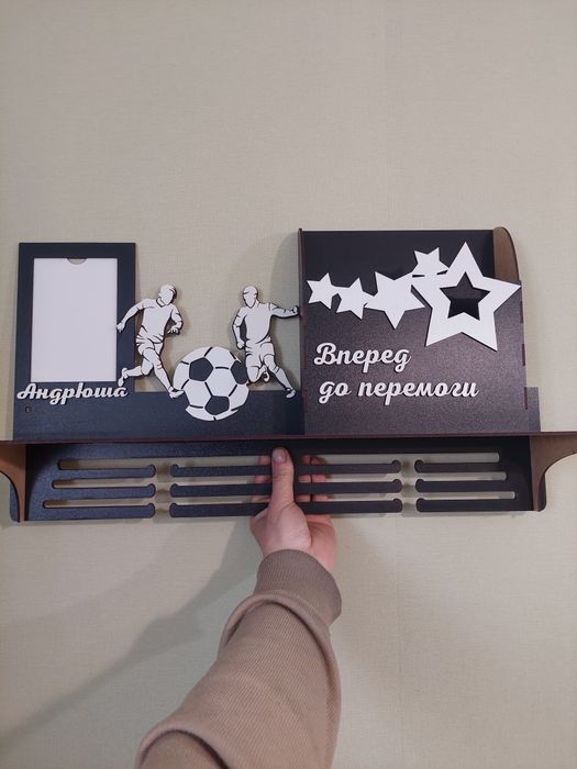 Медальниці полки  різні для  нагород