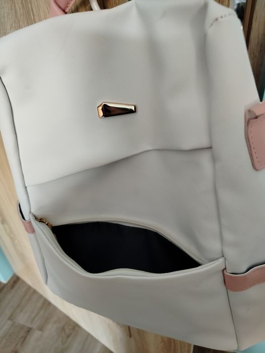 Biały plecak damski
