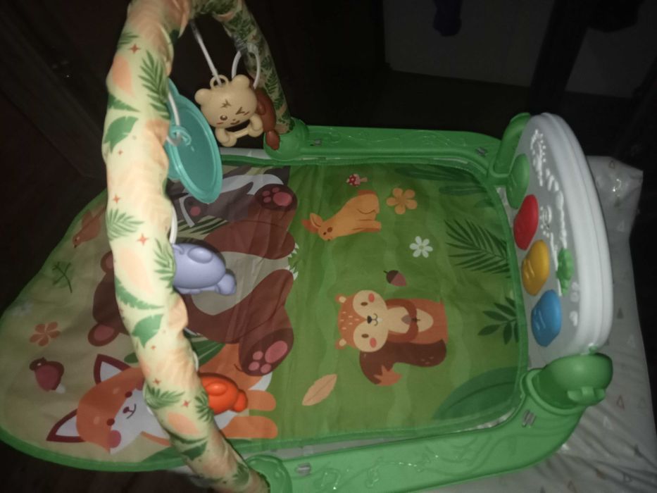 Tapete musical cores