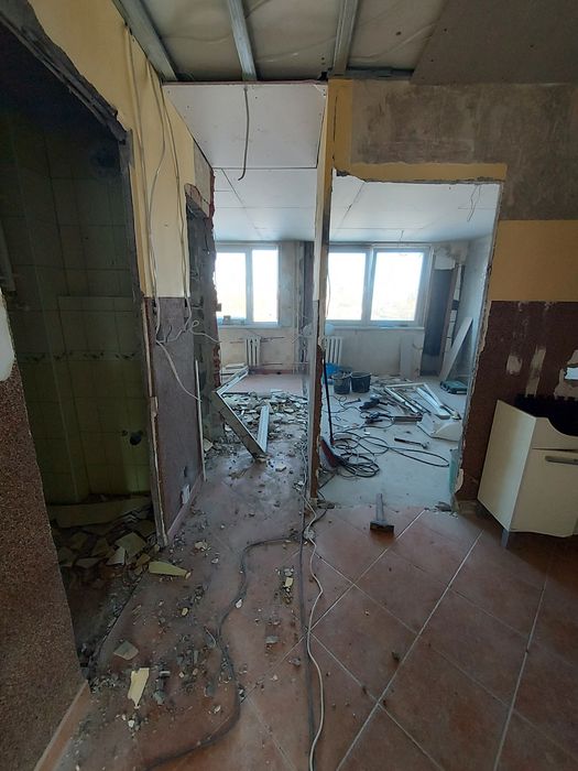 Wykończenia Wnętrz  łazienki-elektryka-hydraulika -Regipsy- Panele