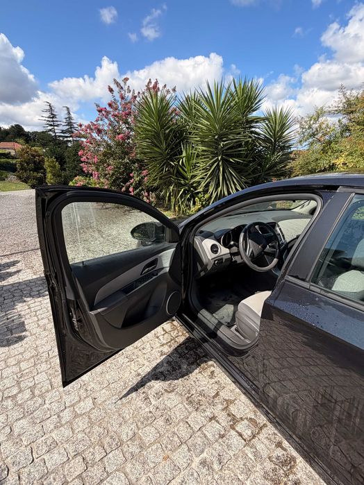 Chevrolet Cruze 1.6 LS — photo 5