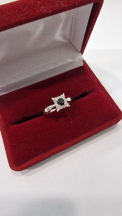 ZŁOTY pierścionek 14K pr.585 rozm.18 białe złoto Komis Madej Sosnowiec