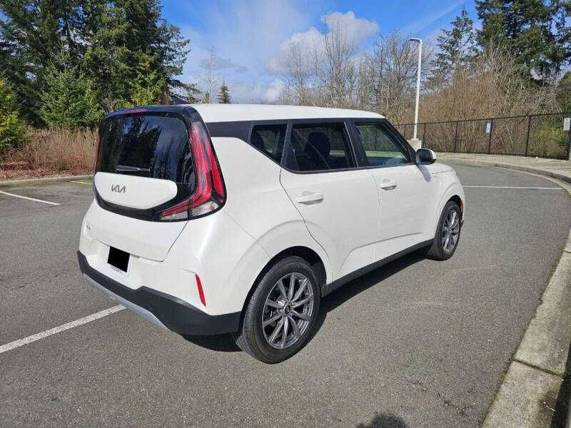 Kia Soul LX 2023