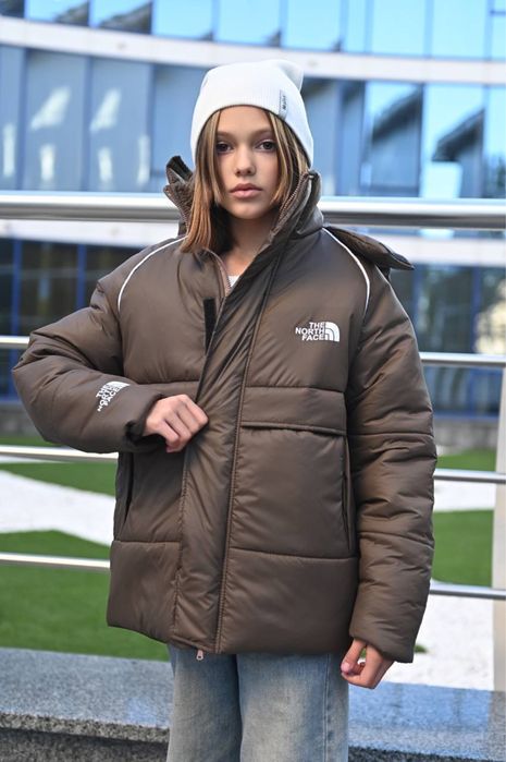 Зимова тепла куртка на дівчинку 152 158 164 170 176 шоколад чорний